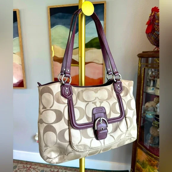 Coach Tan Shoulder Bag with Signature Design - Never Used - Picture 2 of 15